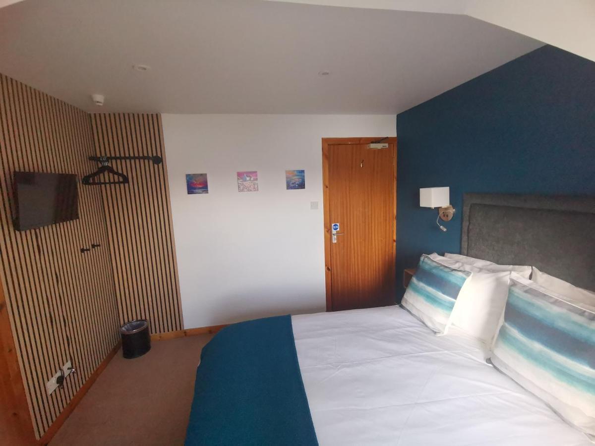 Lochbroom Lodge Ullapool Bagian luar foto