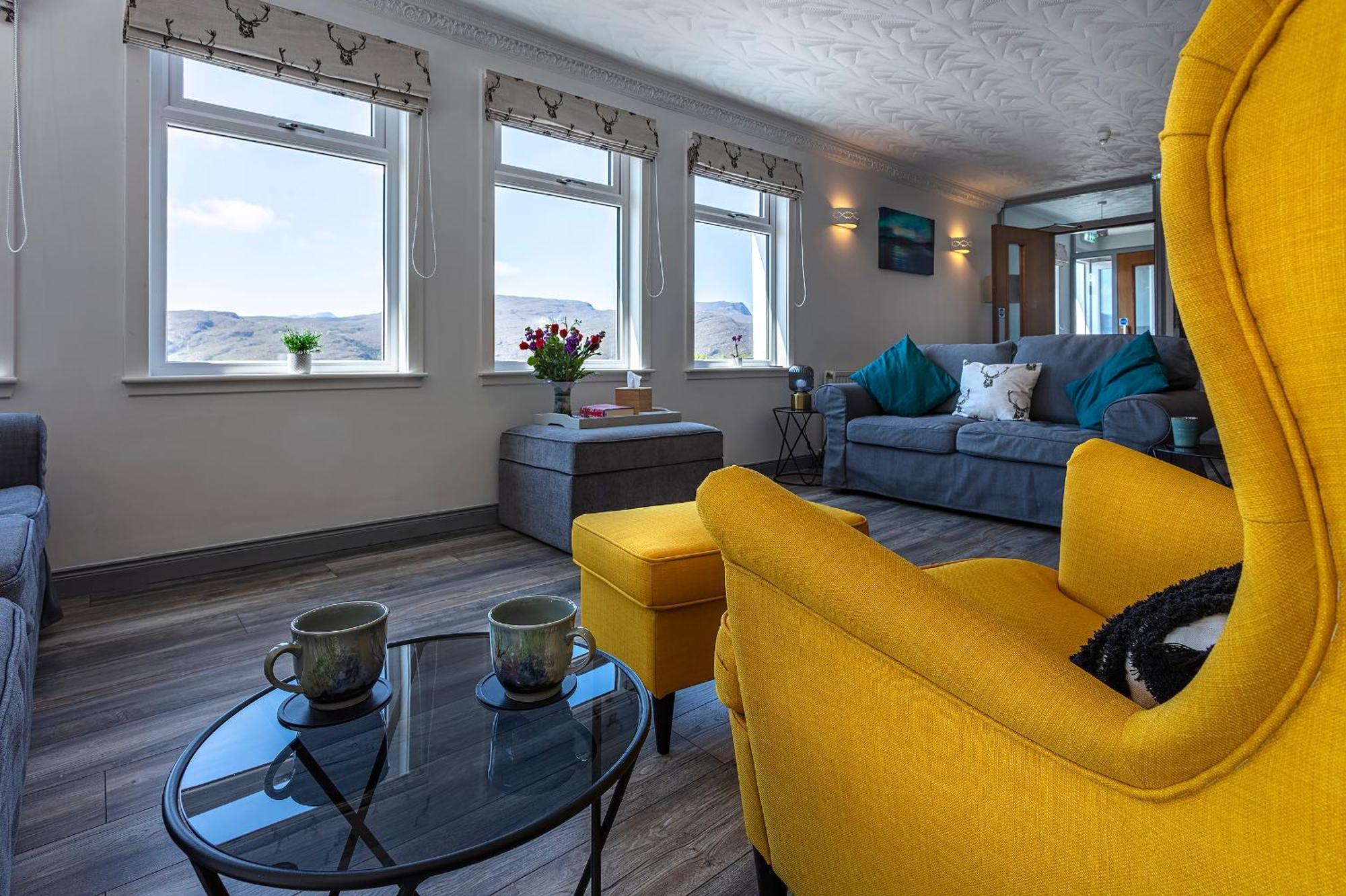 Lochbroom Lodge Ullapool Bagian luar foto